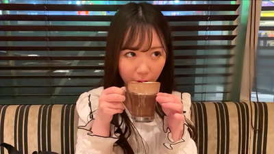 অশ্লীল ছোট স্তন